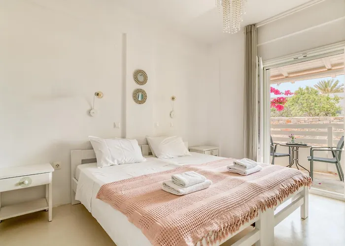 Dahlia Apartments And Studios